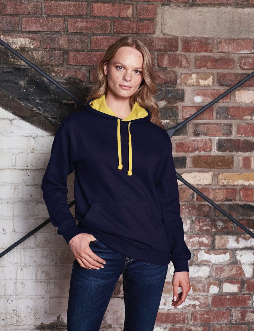 JUST HOODS Bluza męska Kangurka Varsity Hoodie 3 JUST HOODS Bluza męska Kangurka Varsity Hoodie